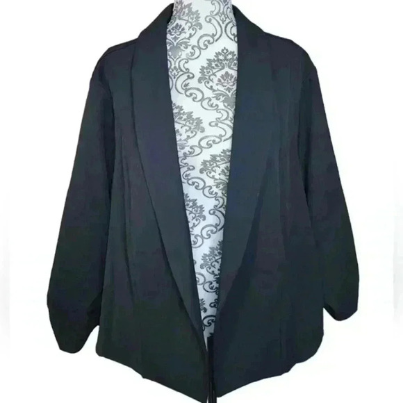 Torrid Studio Luxe Woven Open Front Blazer Women Plus 5X Deep Black Crop Staple - Picture 2 of 14